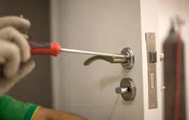 Locksmith Master Shop Cleveland, OH 216-606-9131 - 5-Locks-Repair